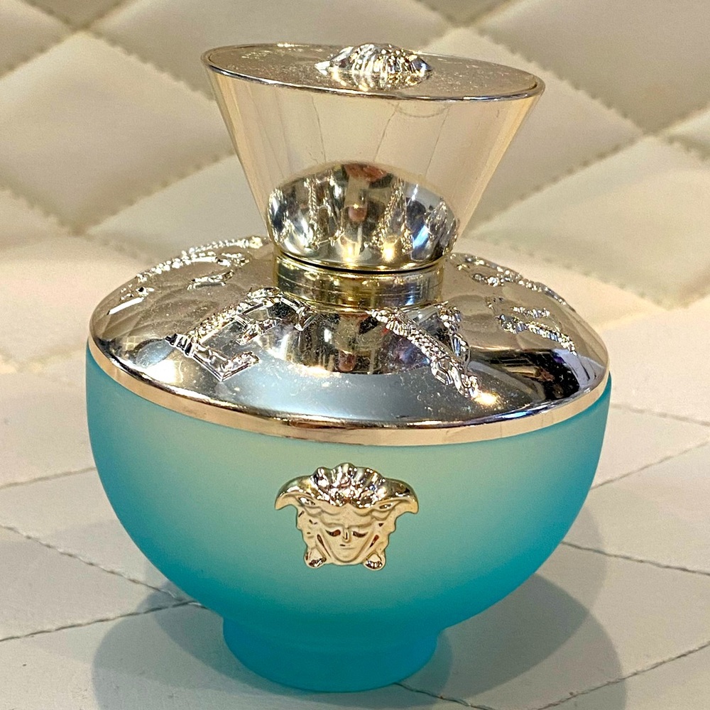 Versace Dylan Turquoise pour femme EDT 3.4 oz